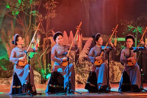 The Glowing Galaxy Tour: An Extravaganza of Vietnamese Music and Culture?