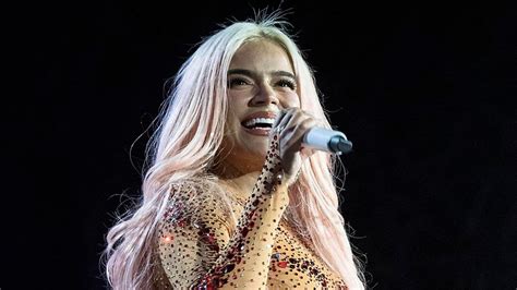 Karol G Breaks Records: A Colombian Queen Conquers Coachella!